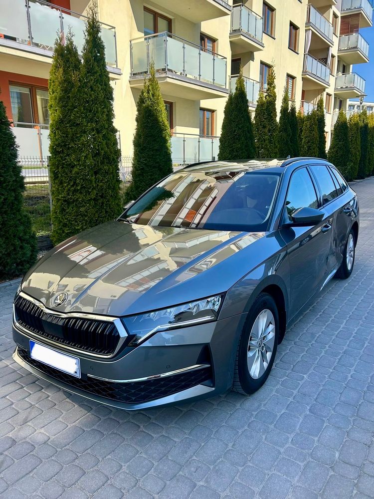 Skoda Octavia IV 1.5 TSI mHEV DSG Selection 2024