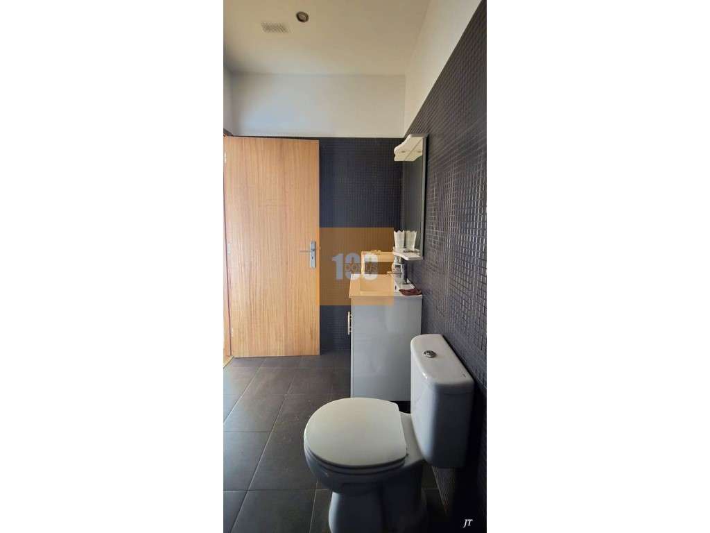 T2 com Kitchenette na Rua da Torrinha - Viver no Coração do Porto - Grande imagem: 5/15