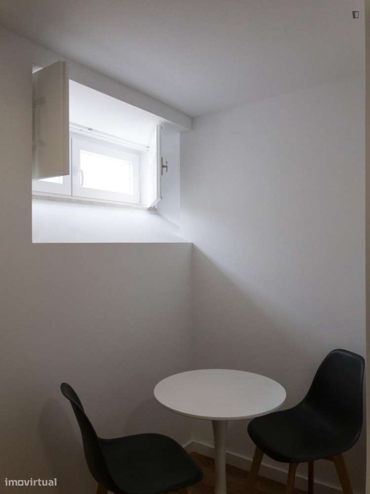 Estúdio - localizado em Bairro do Sol Coimbra - Grande imagem: 2/7