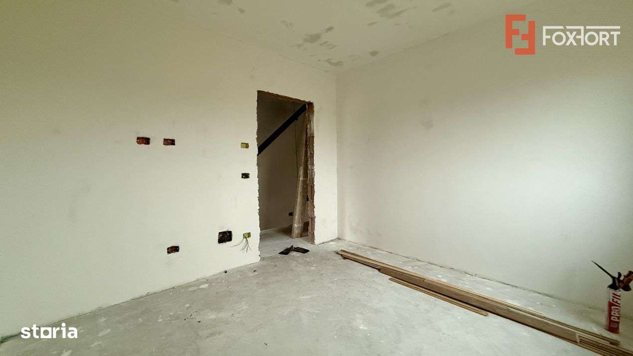 Duplex cu 3 camere, pod mansardabil si panouri fotovoltaice - Calea Ur-6