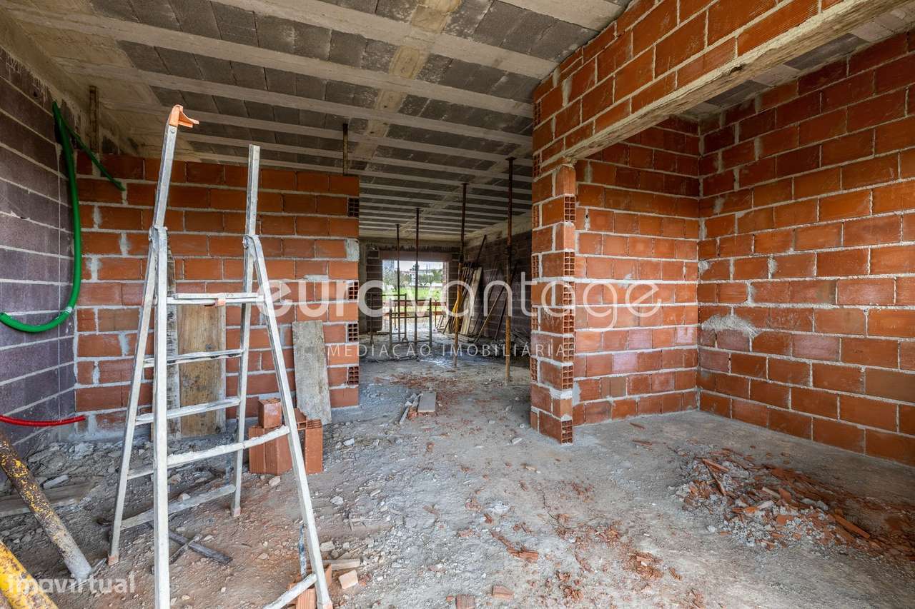 Moradia T3+1 às portas da cidade de Leiria-16