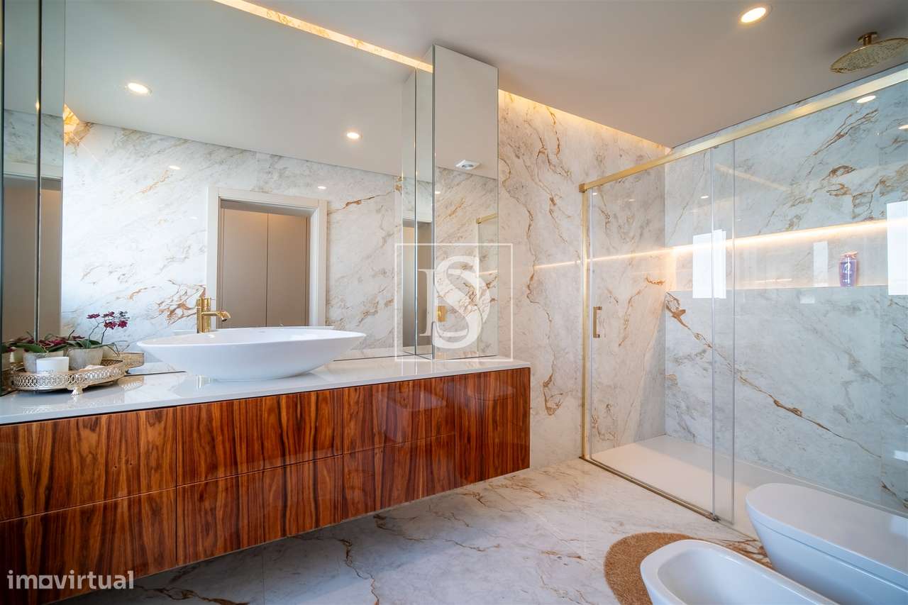 Exclusiva Moradia T4+1 c/ Piscina Aquecida e mais de 380 m²-14