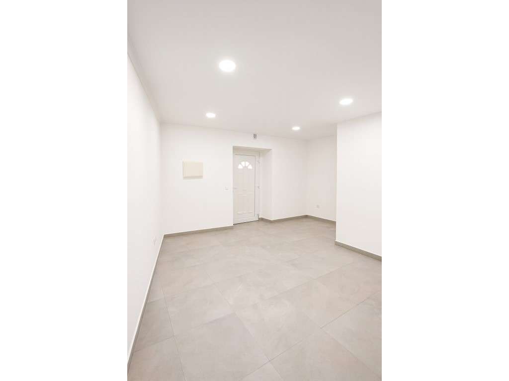 Moradia T0 a Estrear com Mezanine - Grande imagem: 3/10