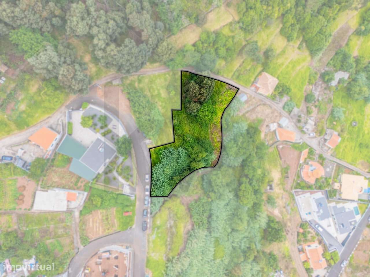 Terreno 1300,23m2 | Arco da Calheta | Construção-8