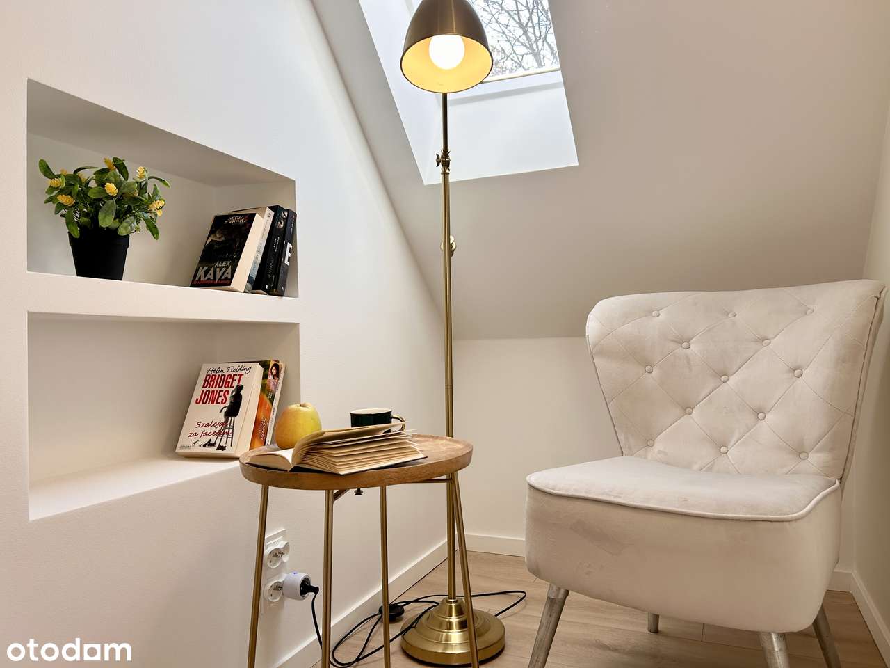 SUPER OFERTA! Urocze mieszkanie po remoncie z garderobą i piwnicą !-8