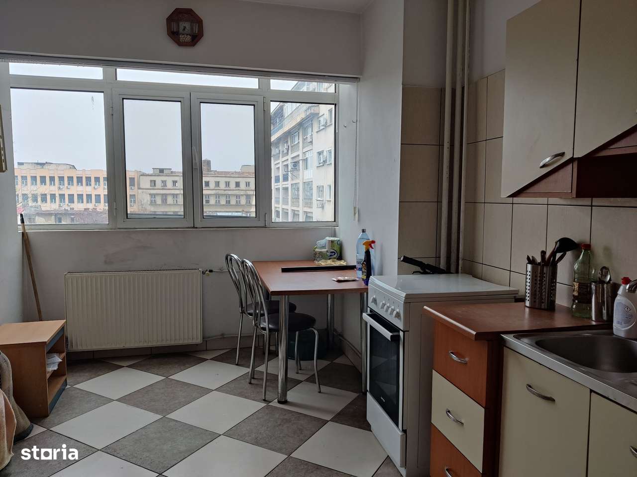 Bd Unirii, bloc stradal, garsoniera mobilata si utilata - Imagine principală: 5/10