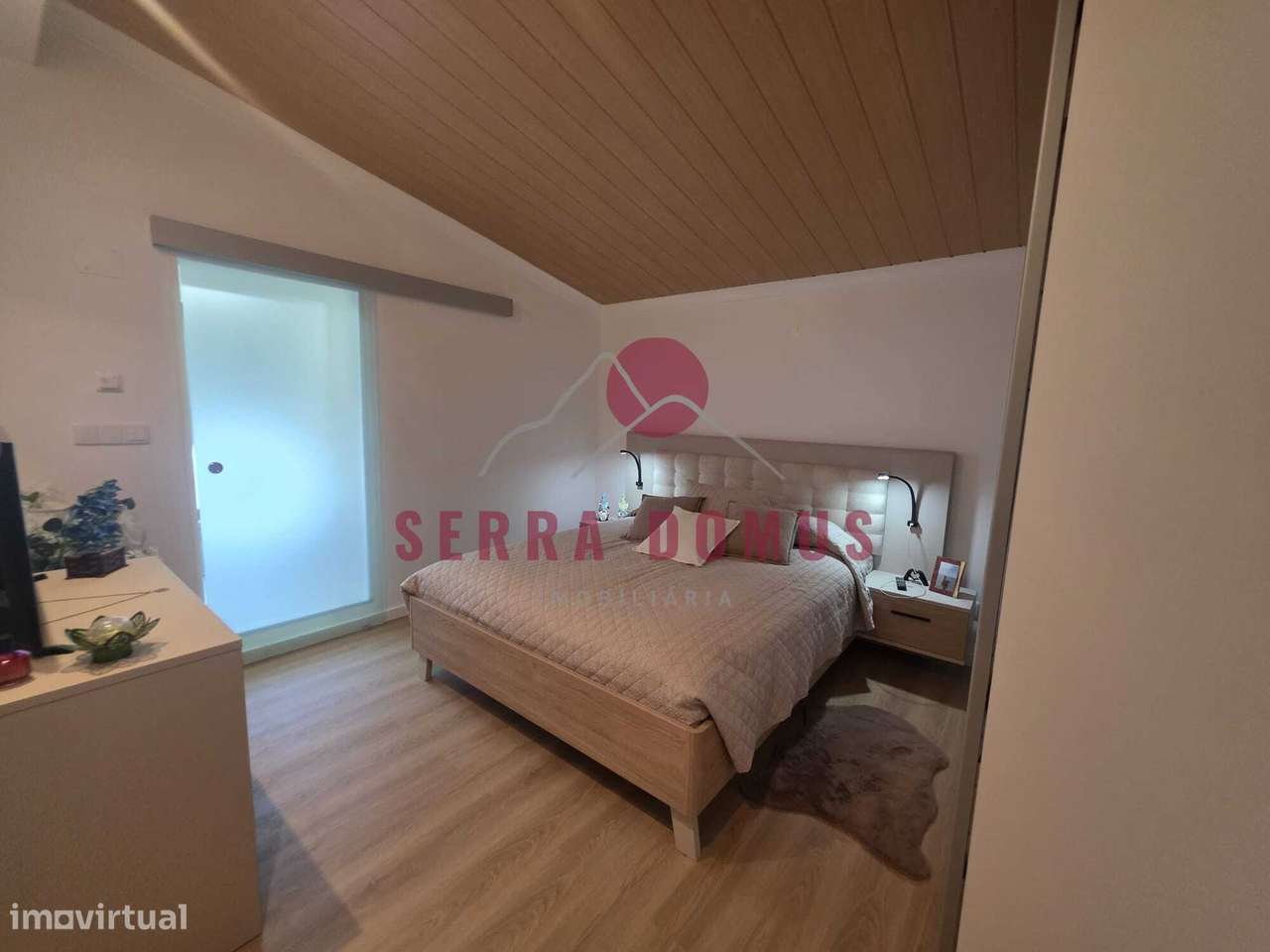Apartamento T2 + 2 com terraço 53 m² localizado em Rio de Mouro-23