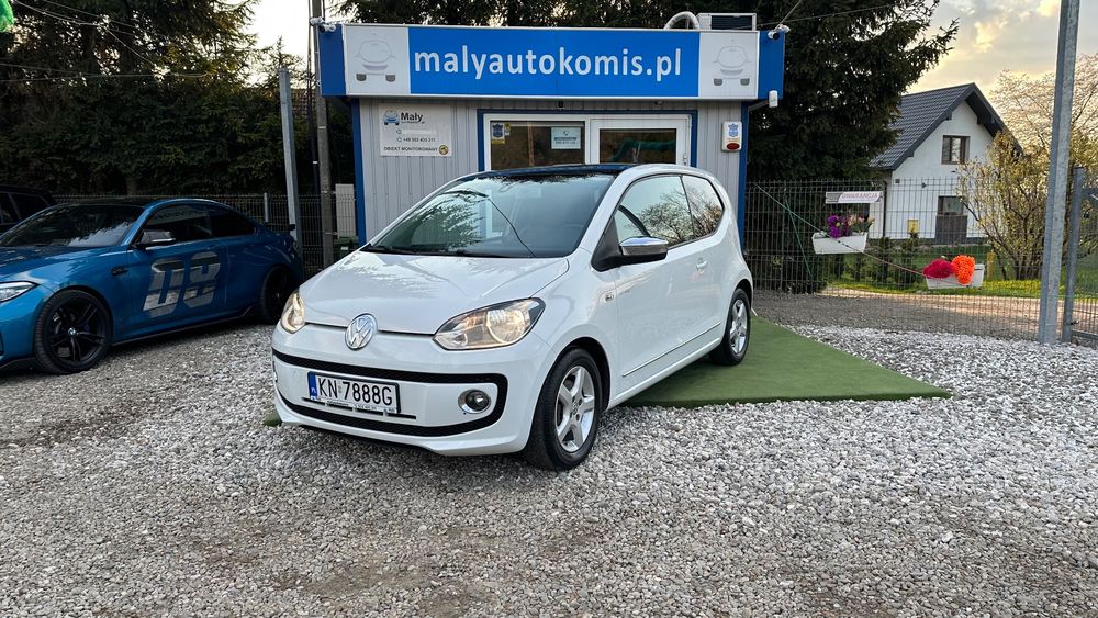 Volkswagen Up! black 2012