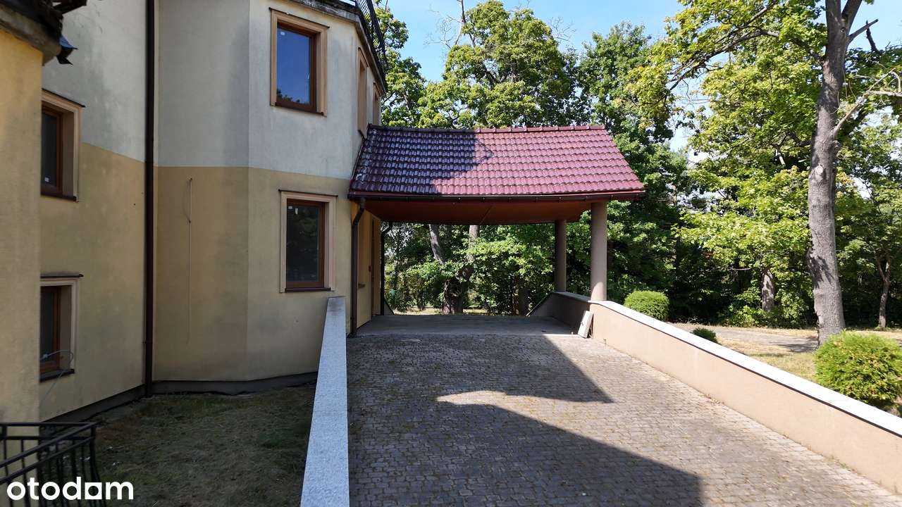 TENCZYNEK - 1400 mkw powierzchni użytkowej, 56 arów działki-7