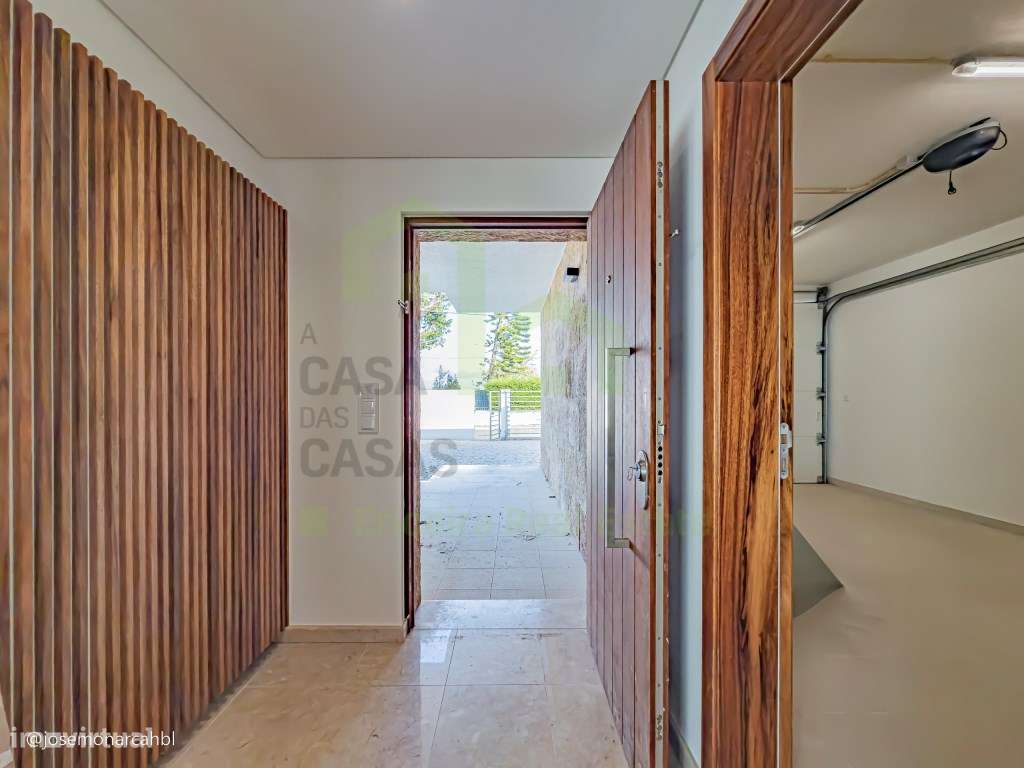 Vende Moradia T4 - Ericeira 18 km, A Casa das Casas - Grande imagem: 5/47