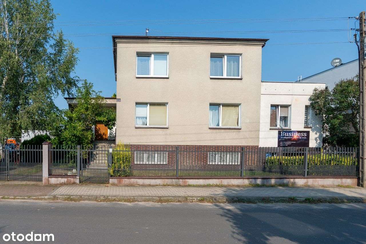 Dom z dużym ogrodem i dwoma lokalami usługowymi-6