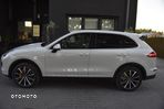 Porsche Cayenne Diesel Platinum Edition - 36