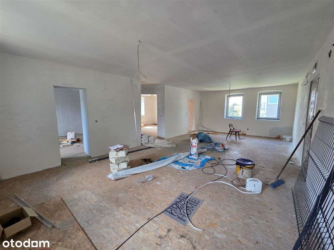 Kamienica Z Mieszkaniami Na Wynajem-7