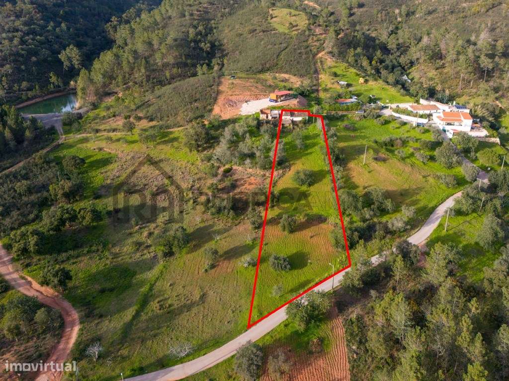 Ruina com terreno em Salir - Grande imagem: 2/28