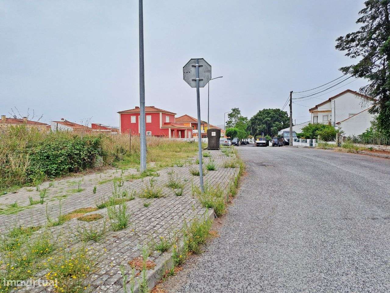 Lote para construção de moradia - Grande imagem: 2/7