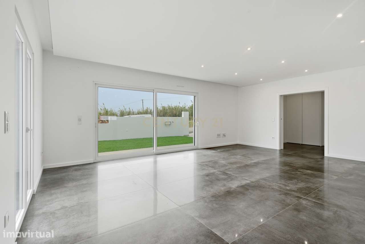 Luxuosa Moradia T4 com Vista Mar em Silveira, Torres Vedras-42