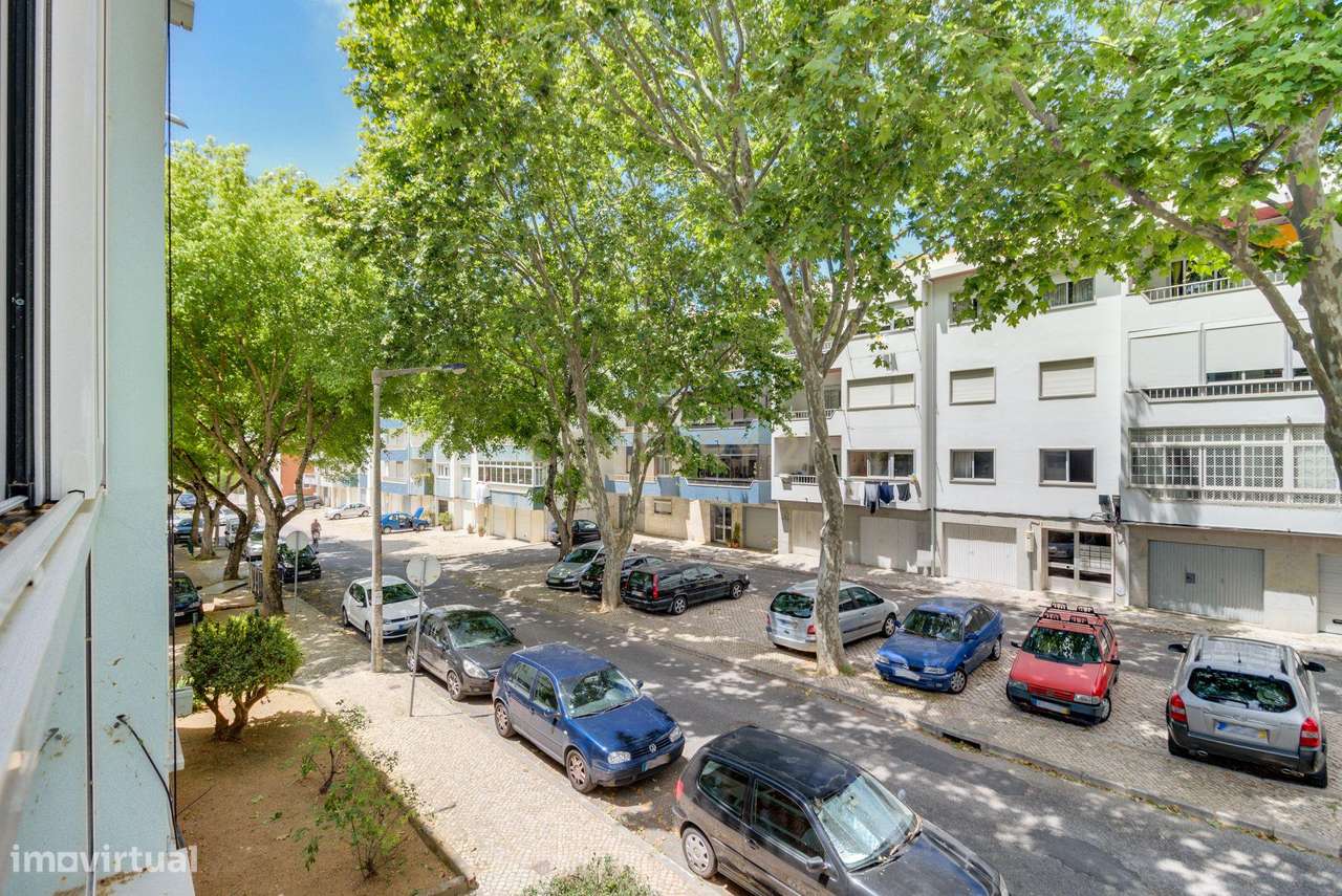 Apartamento T4 São João do Estoril - Grande imagem: 5/29