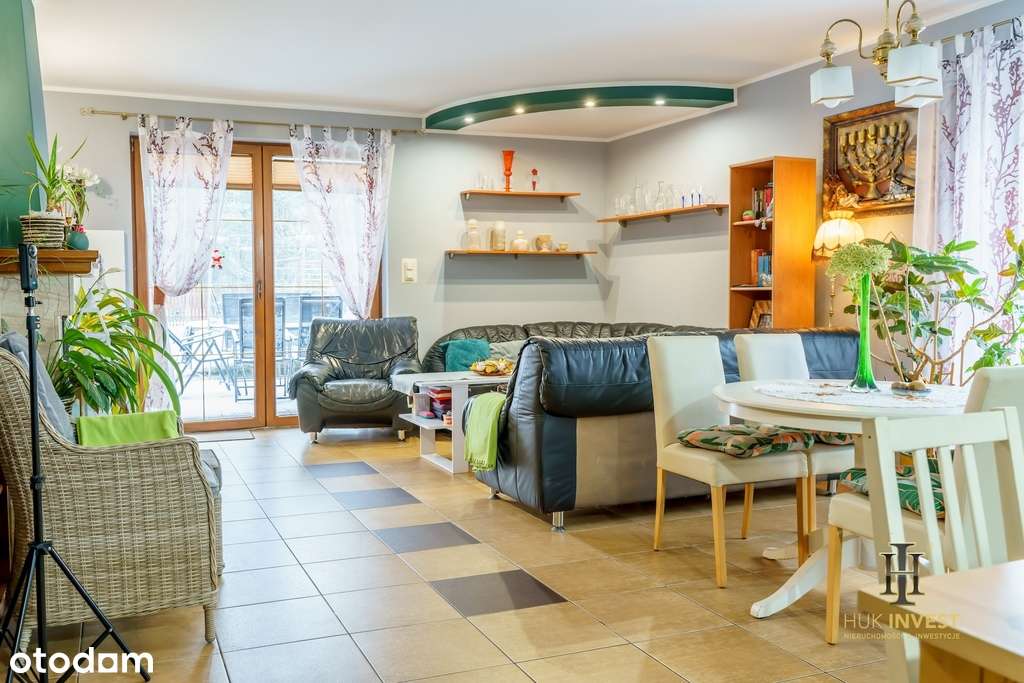 Dom z osobnym mieszkaniem-2