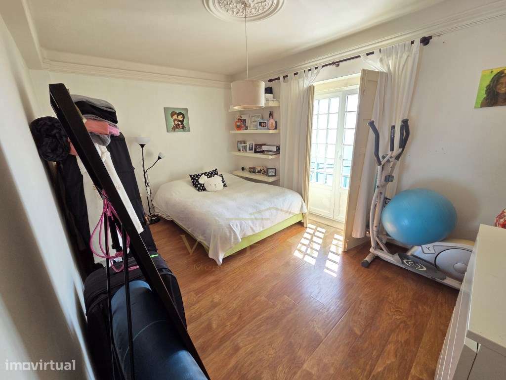 Charmosa moradia T4, na Ericeira, com fantástica vista mar-21