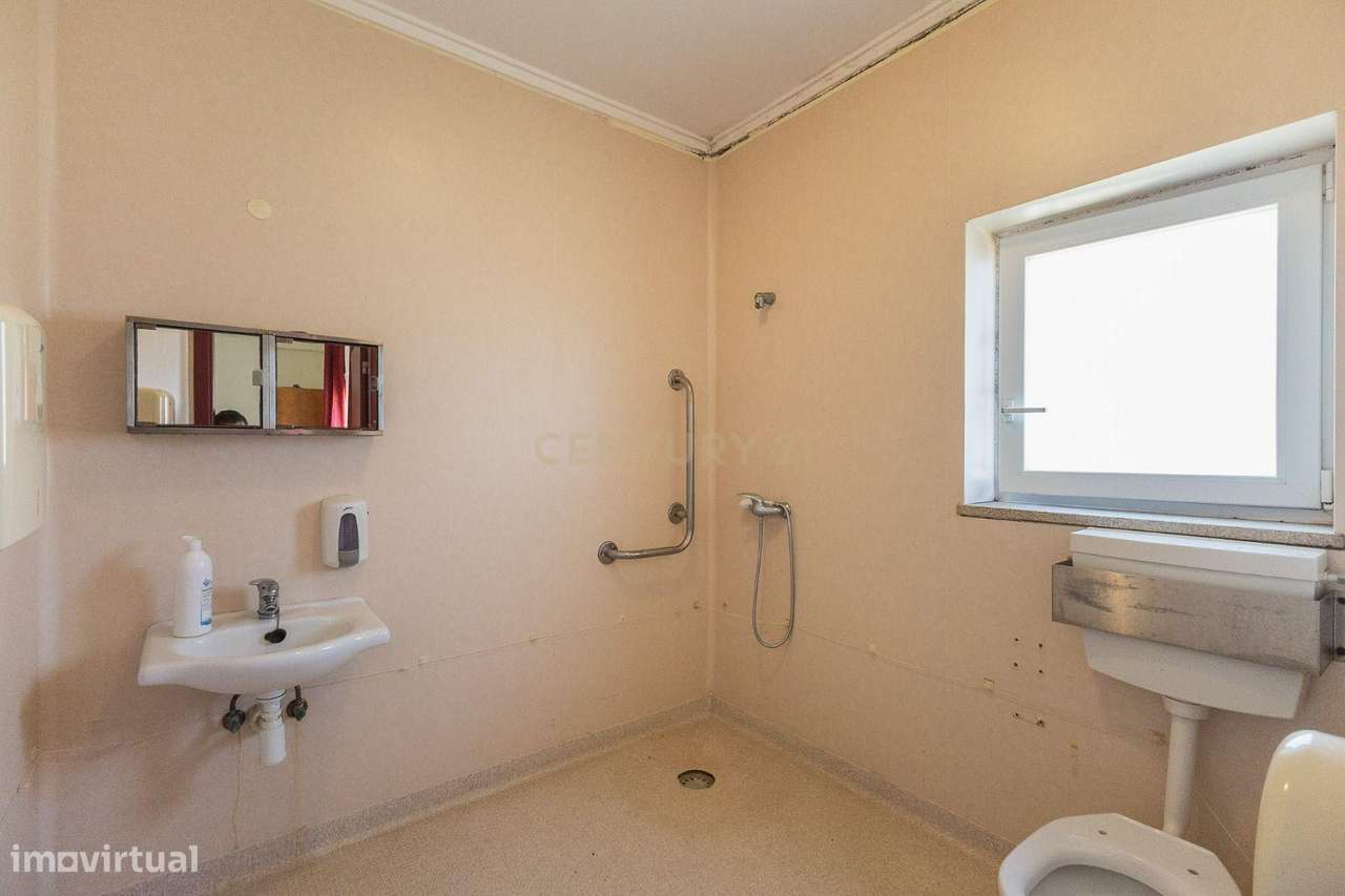 Exclusiva Oportunidade de Investimento:  Residência Geriátrica em Func-17