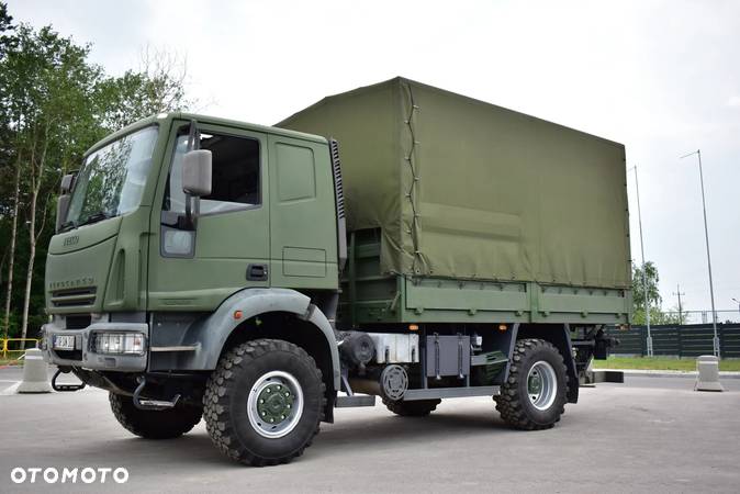 Iveco EUROCARGO 4x4 OFF ROAD CAMPER - 8