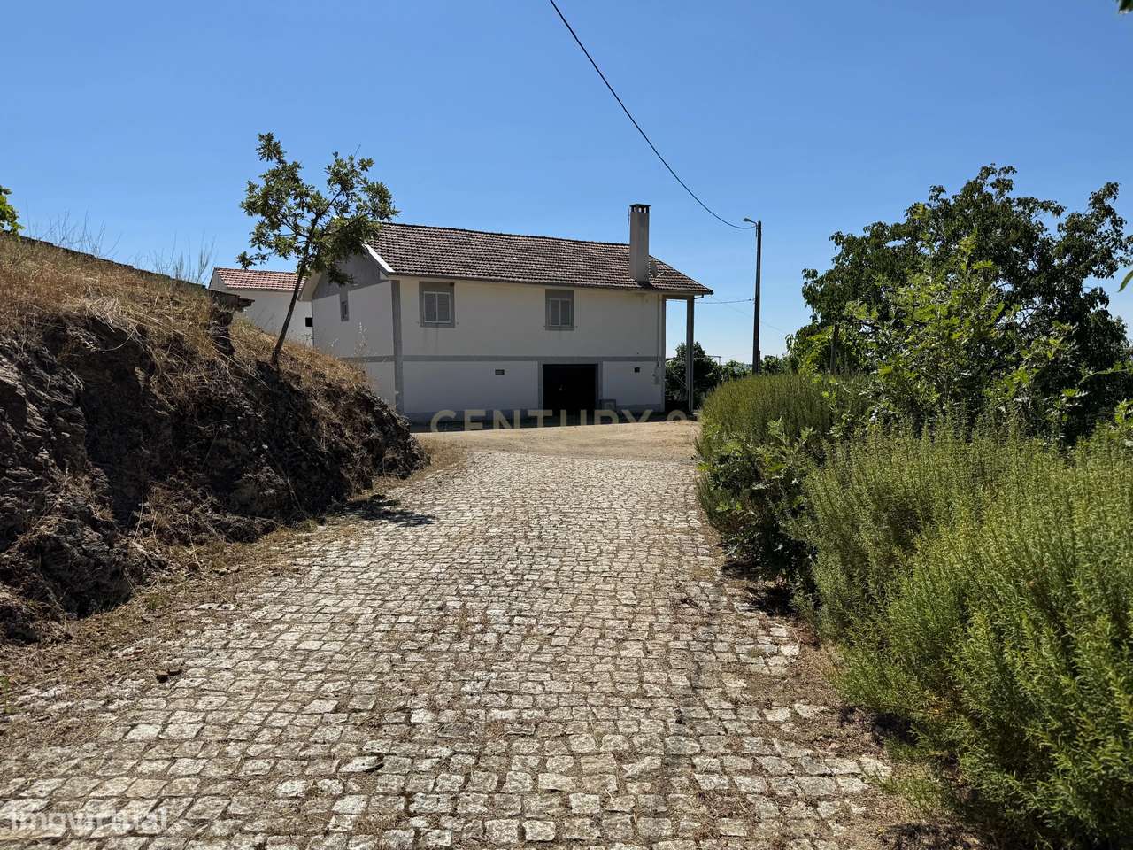 Casa Usada T5 e 2 casas de banho em Mofreita, Vinhais por 110.000€ - Grande imagem: 4/34