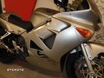 Honda VFR - 6