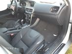 Volvo V40 T2 Momentum - 12