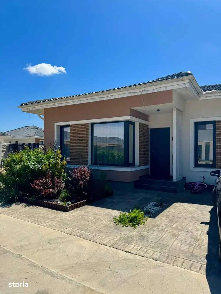 VILĂ INDIVIDUALĂ IN COMPLEX REZIDENȚIAL DE VILE SECURIZAT - Imagine principală: 5/11