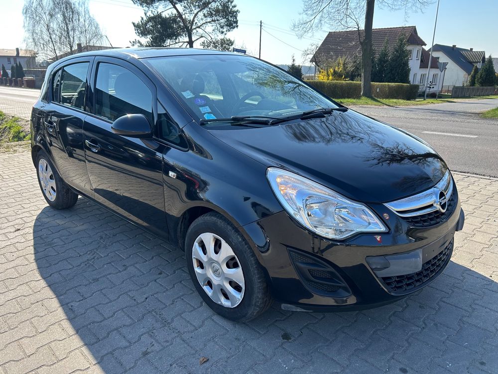 Opel Corsa D 2011