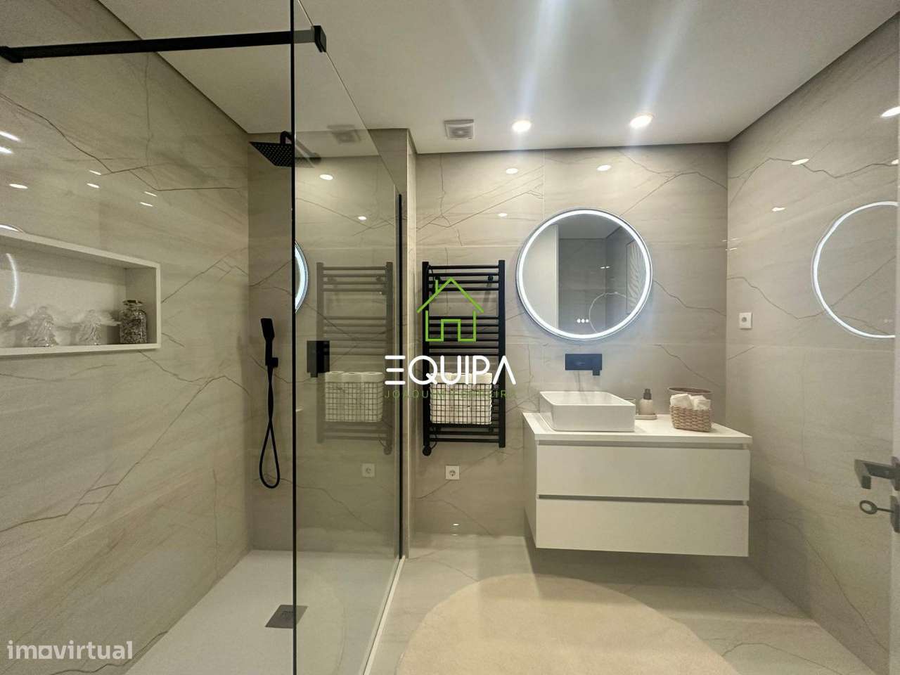 Moradia T3 em banda Guardizela, Guimarães-7