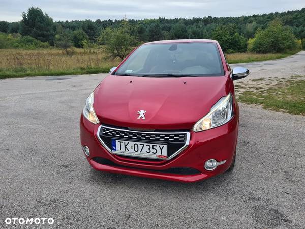 Peugeot 208 GTI 200 THP - 10