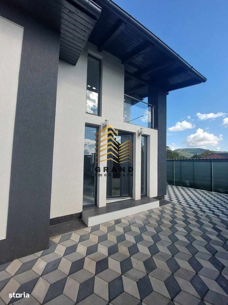 CASA ~ DE VANZARE - Imagine principală: 3/12