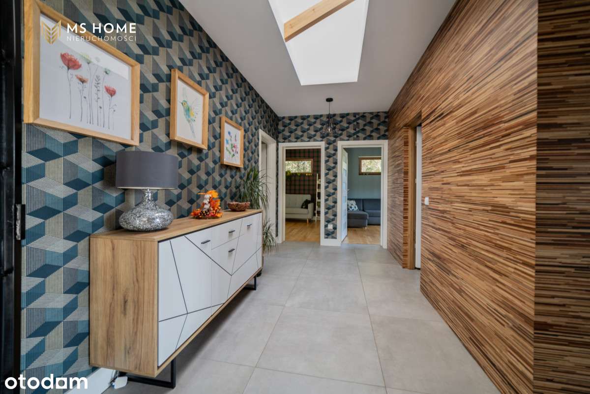 Nowoczesny dom wolnostojący w spokojnej okolicy.-12