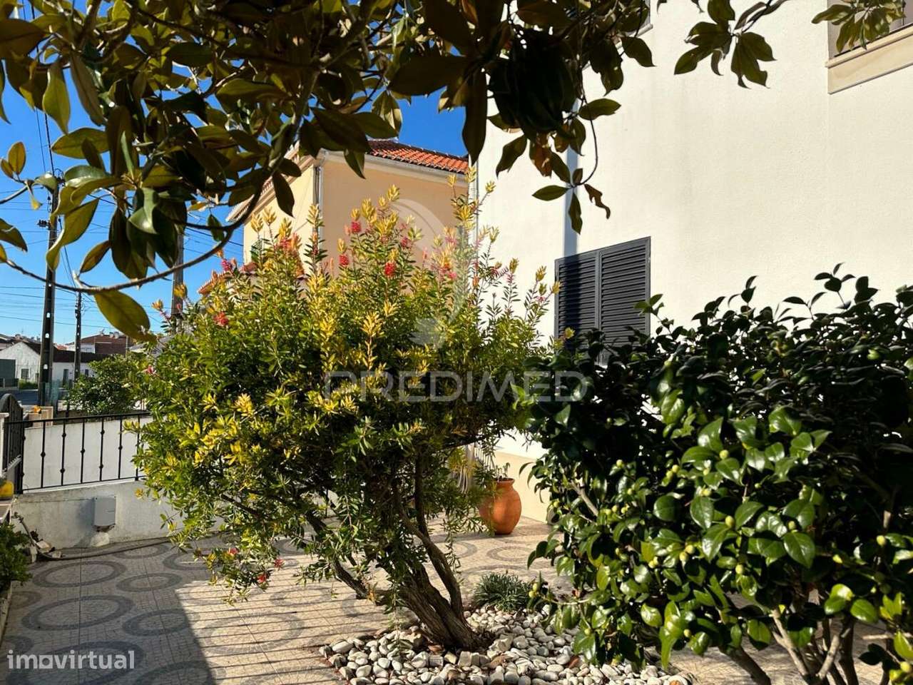 MORADIA T5 EM SANTARÉM - Grande imagem: 4/39