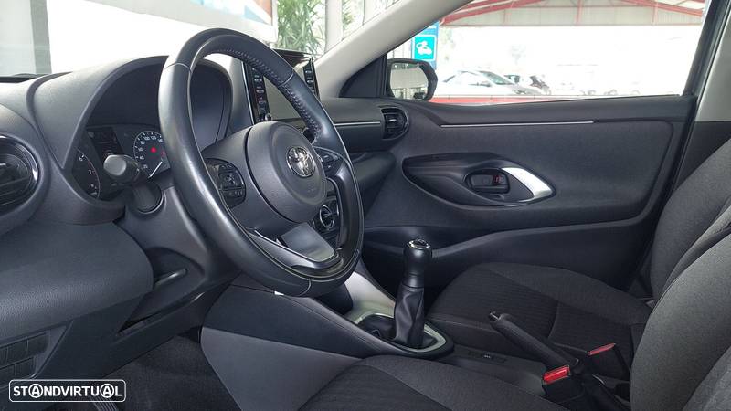 Toyota Yaris 1.0 VVT-i Comfort Plus - 12