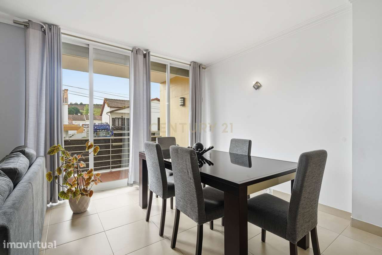 Apartamento T3 com terraço e churrasqueira – Merceana, Alenquer-10