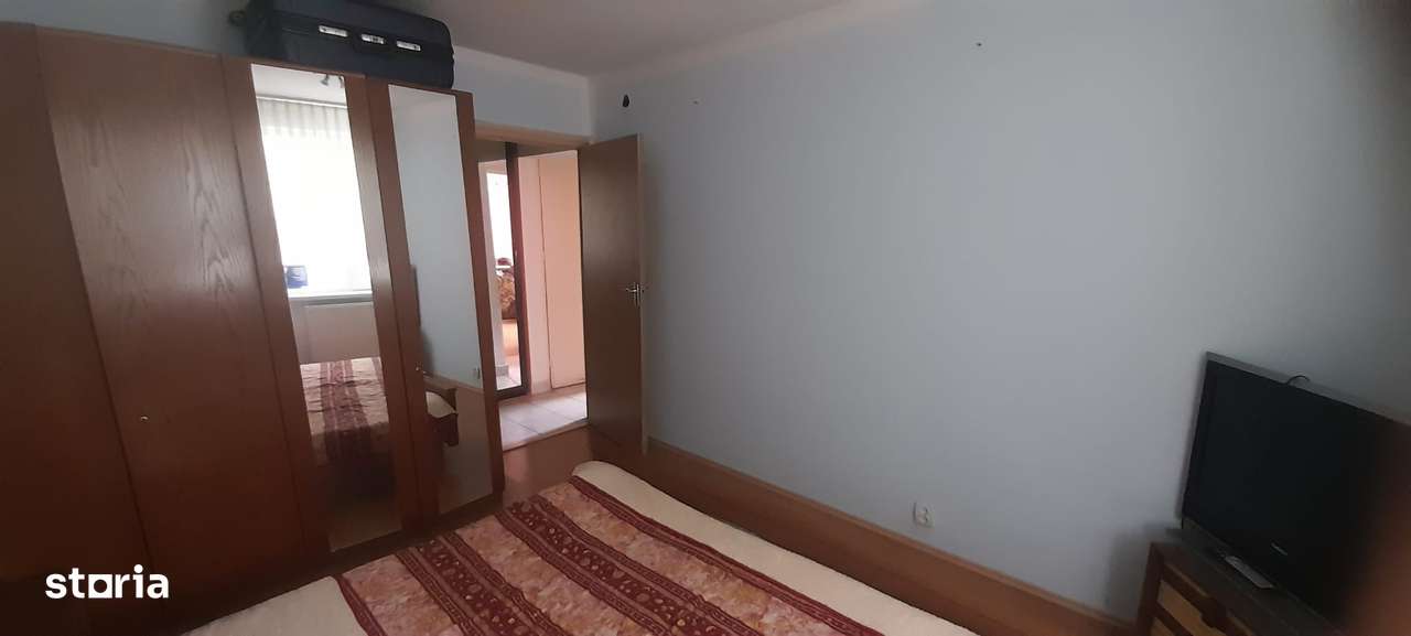 Piata Rahova,strada Buzoieni,4 camere-3