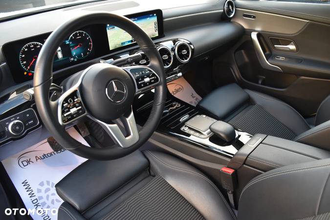 Mercedes-Benz CLA 250 7G-DCT - 19