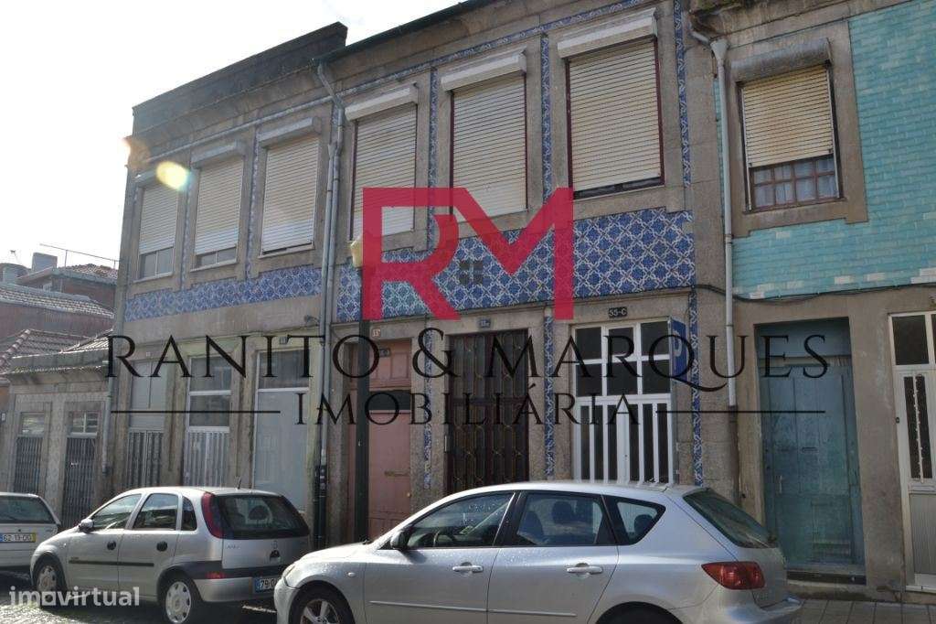 PRÉDIO PARA REABILITAÇÃO - PORTO - Grande imagem: 4/7