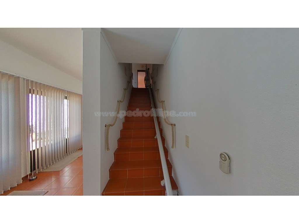 Moradia T4 Duplex Venda Sesimbra-16