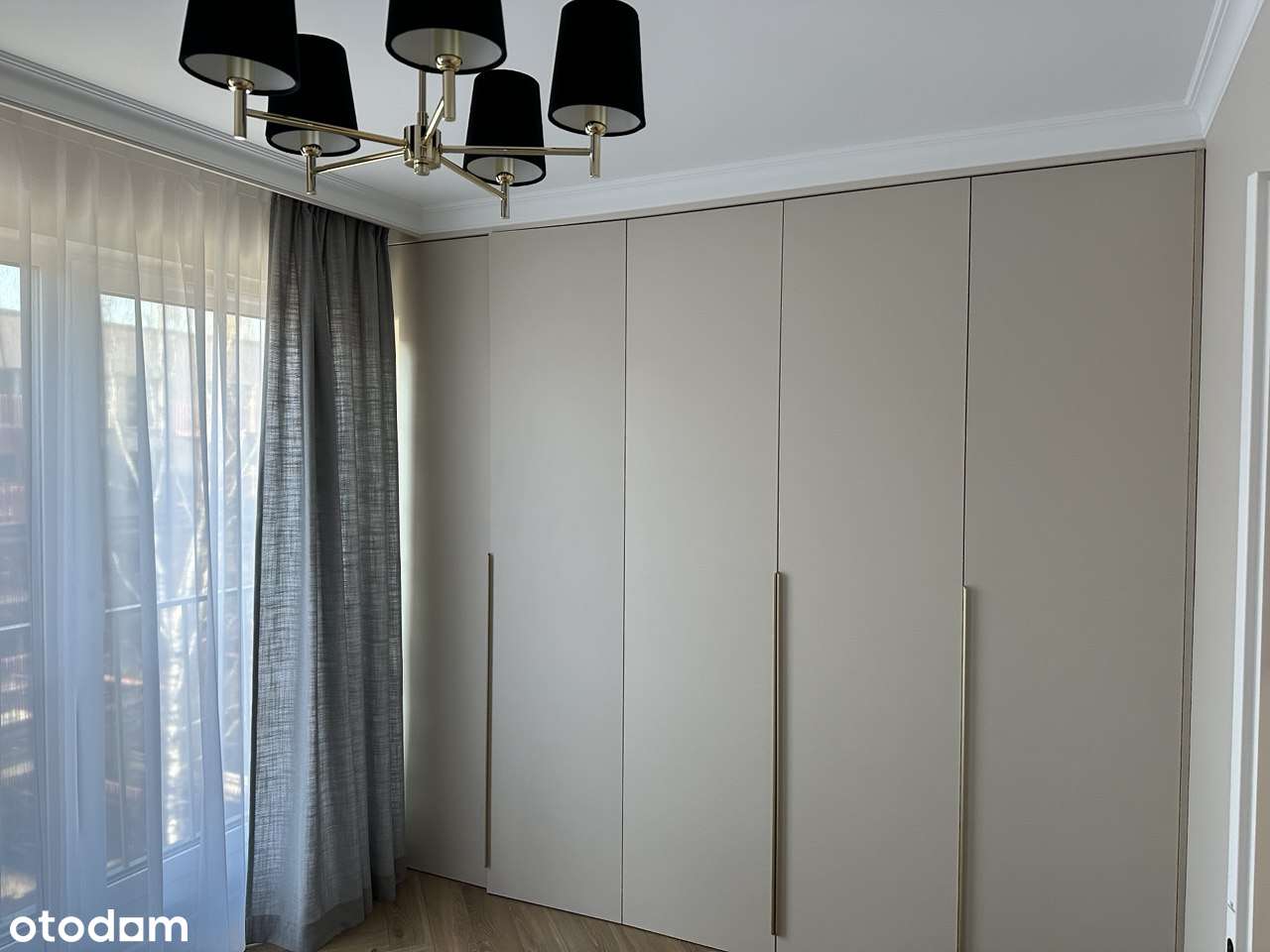 Przestronne, trzypokojowe mieszkanie z pięknym widokiem. Milionowa 8a-17