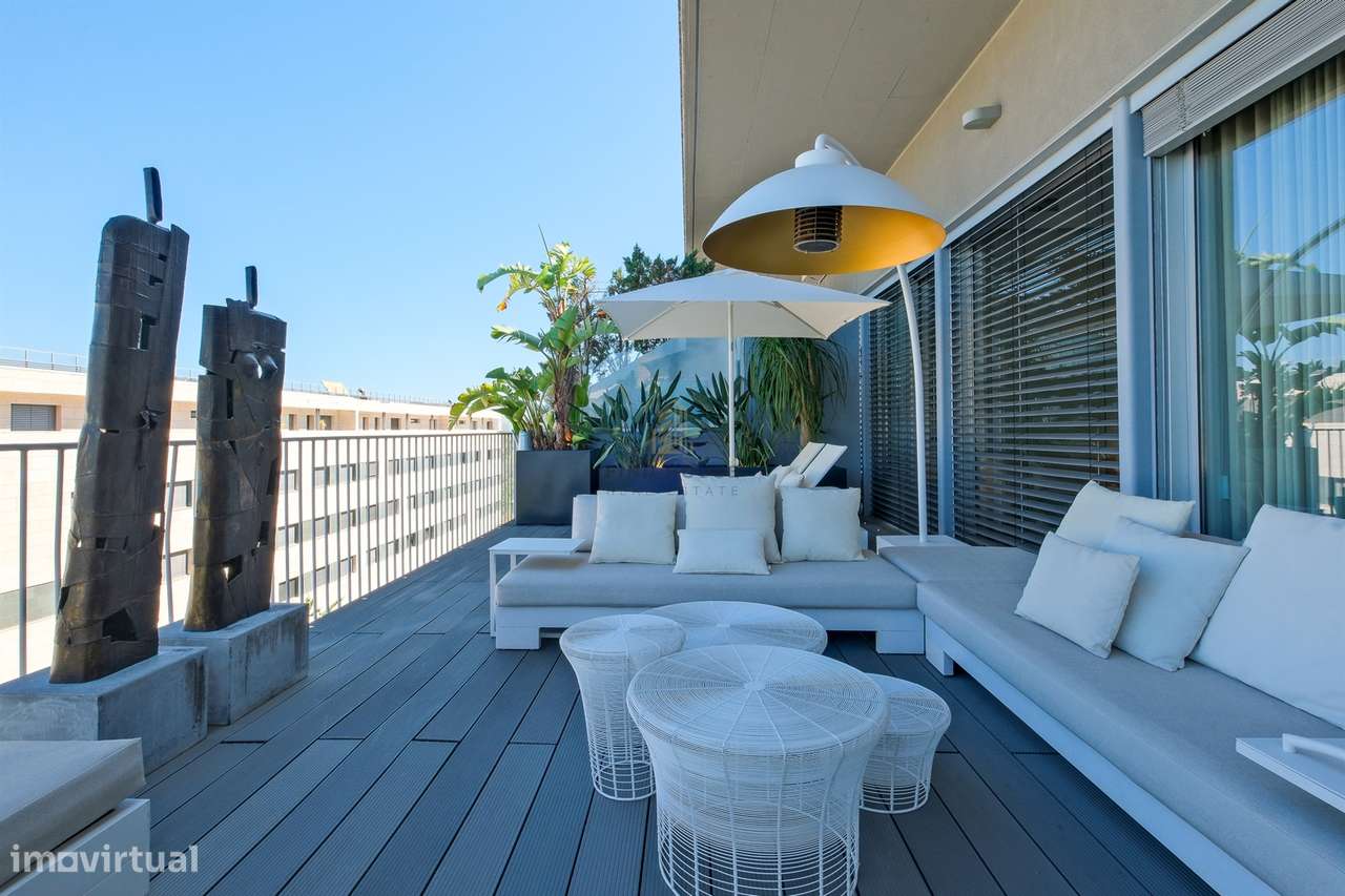 Penthouse T3 com terraço e 3 lugares de garagem na Alameda dos Oceanos-14