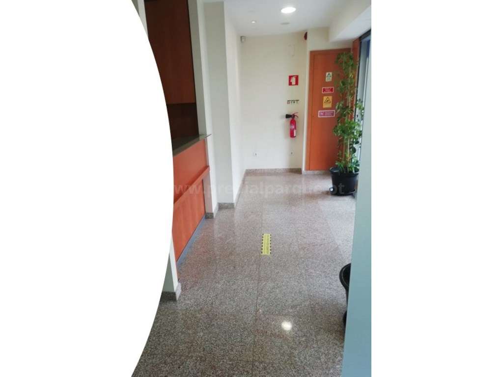 Loja com 2 frentes, Campo Alegre - Grande imagem: 5/22