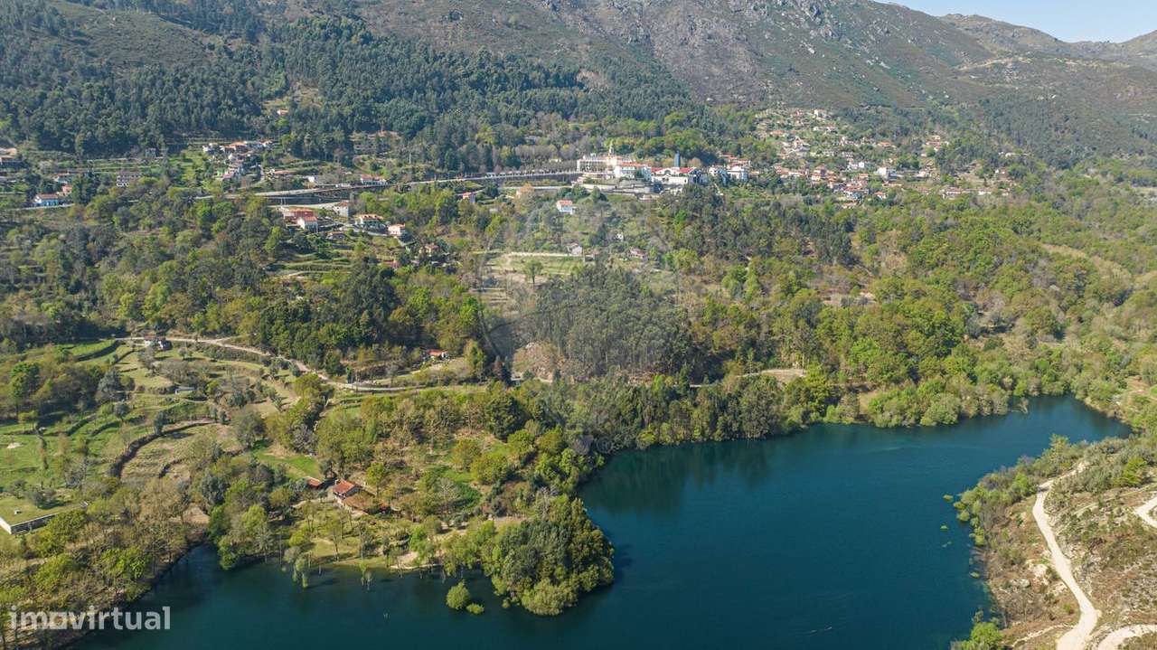 Terreno  para venda - Grande imagem: 2/29