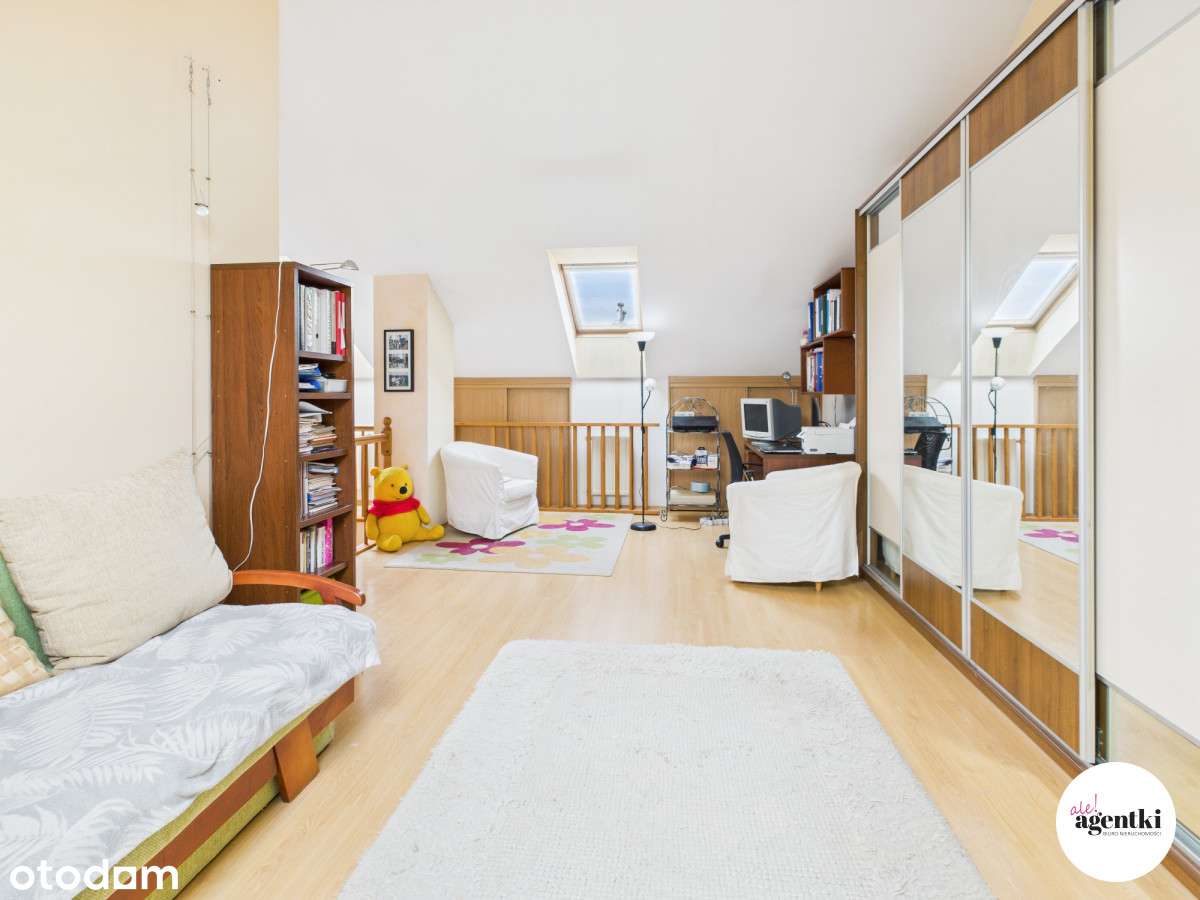 Dwupoziomowe mieszkanie, idealne dla rodziny!-9