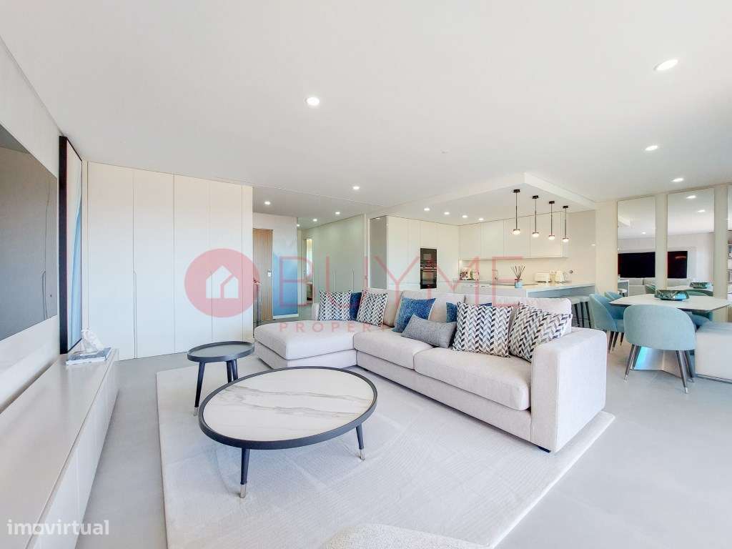 Apartamento T2 Luminoso com Vista Mar em Quarteira-7