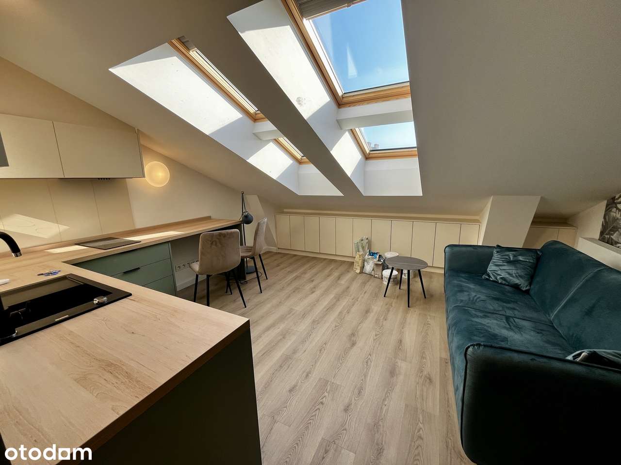 Kawalerka w odrestaurowanej kamienicy z windą – Centrum Poznania - Pełny obrazek: 4/18