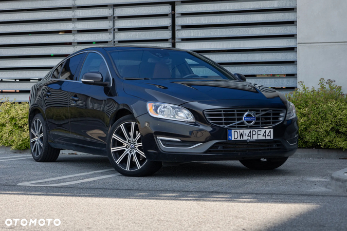 Volvo S60 T6 Drive-E Momentum - 3