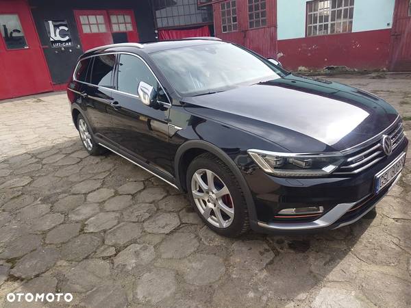 Volkswagen Passat 2.0 TDI Bi-Turbo BMT 4Mot Highline DSG - 3